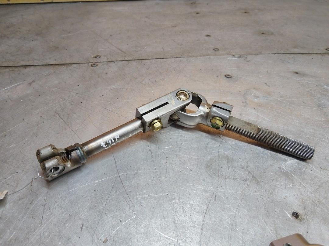 Рулевой карданчик UO4RLR Toyota Corolla - Фото 3