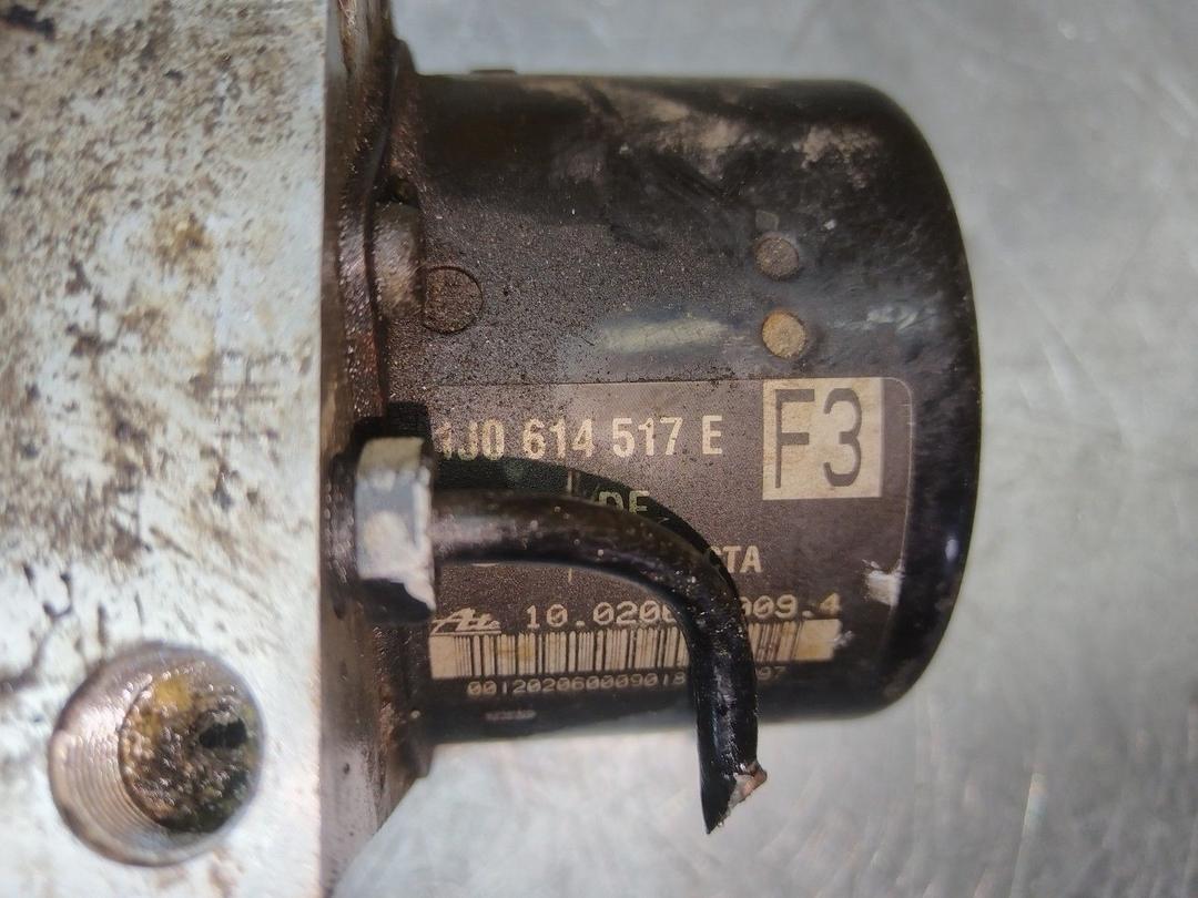 Блок ABS 44230M Volkswagen Golf купить с доставкой