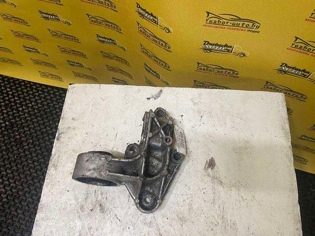 Подушка крепления двигателя SSN2QZ Peugeot 406 - Фото 2