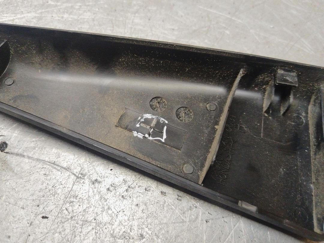 Накладка двери задней правой NE94JJ Honda HR-V купить с доставкой