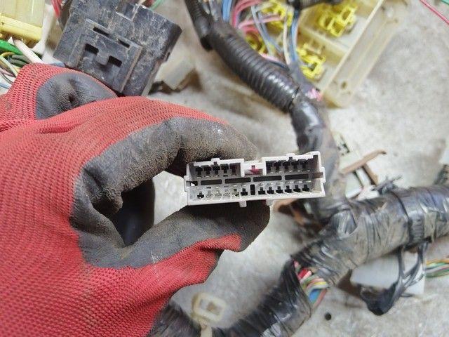 Проводка 3926QR Mitsubishi Carisma undefined