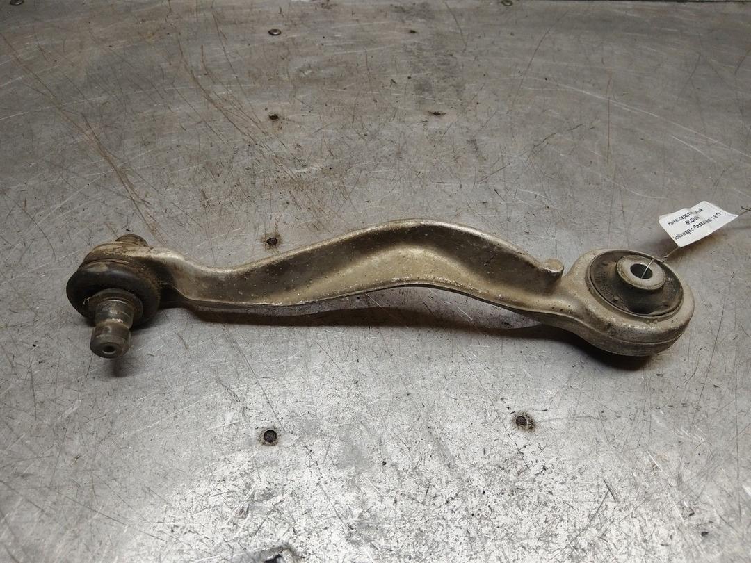 Рычаг передний левый 5KGUHF Volkswagen Passat