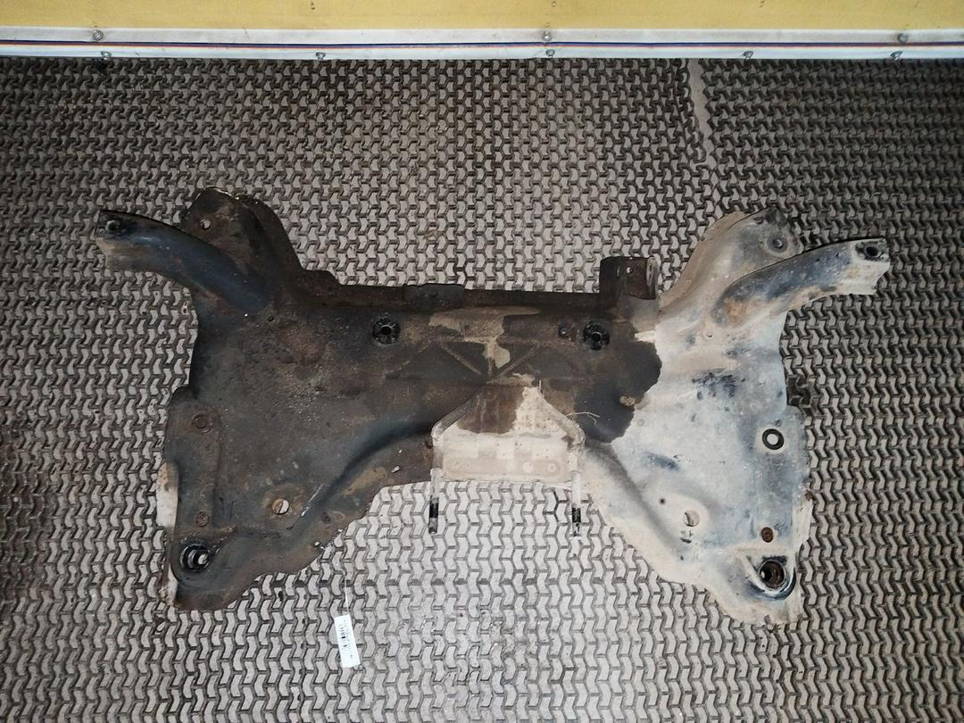 Балка подвески передняя (подрамник) A9K1D3 Peugeot 307