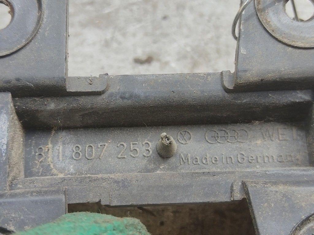 Кронштейн крепления бампера переднего WHUVDX Audi 100 - Фото 4