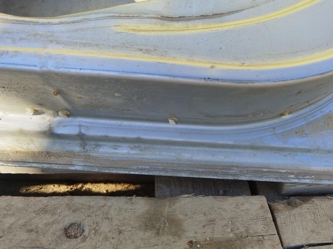 Дверь задняя правая YW1YV4 Ford Focus купить с доставкой. Огромный выбор запчастей и марок авто. У нас есть практически все.