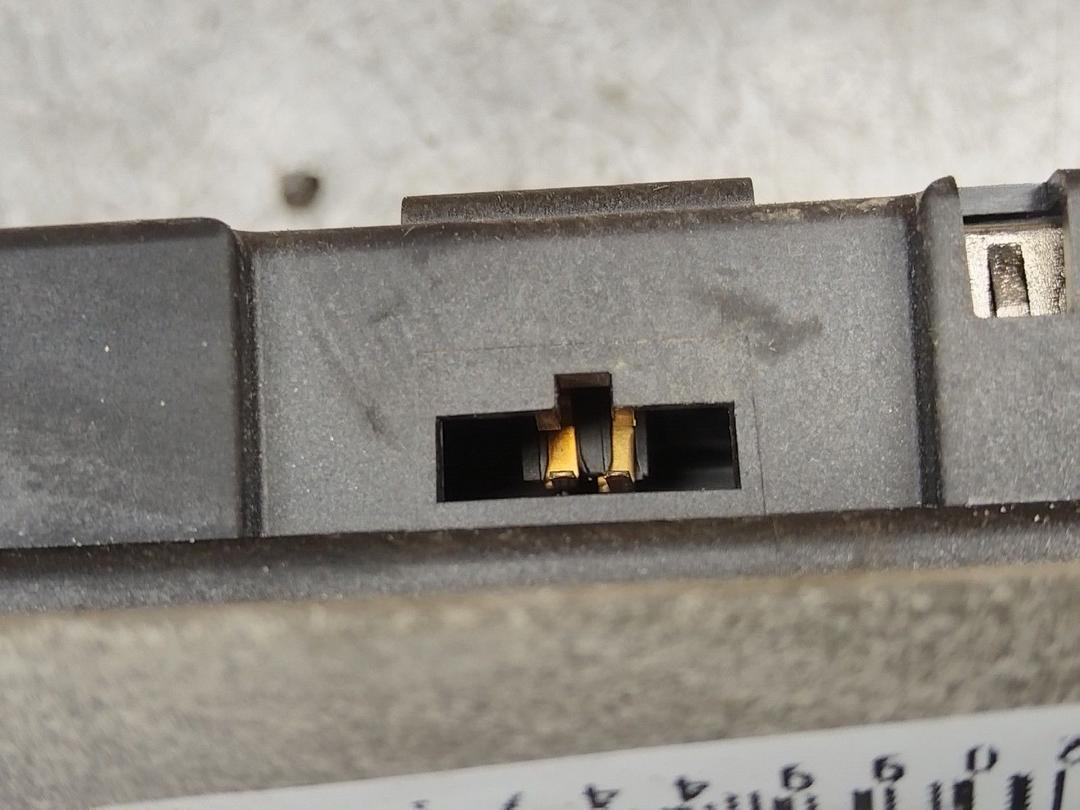 Стоп-сигнал JR2OG9 Volkswagen Passat - Фото 6