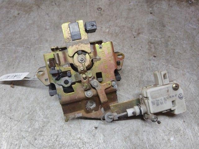 Ручка открывания багажника KSH12U Skoda Octavia купить в магазине запчастей бу