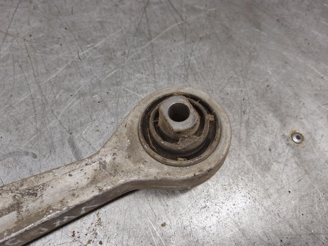 Рычаг передний левый NG1PE2 Volkswagen Passat купить с доставкой