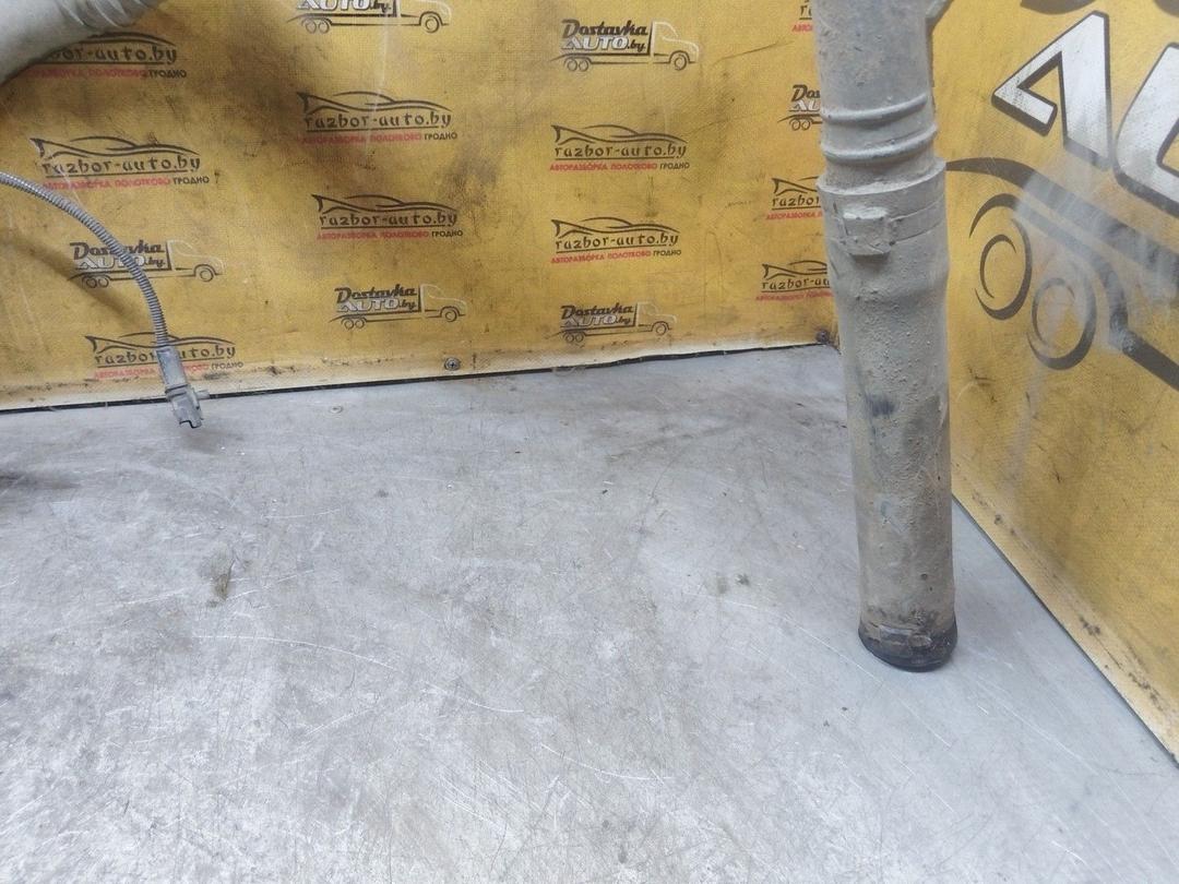 Горловина топливного бака R1P8R3 Peugeot 406 - Фото 7