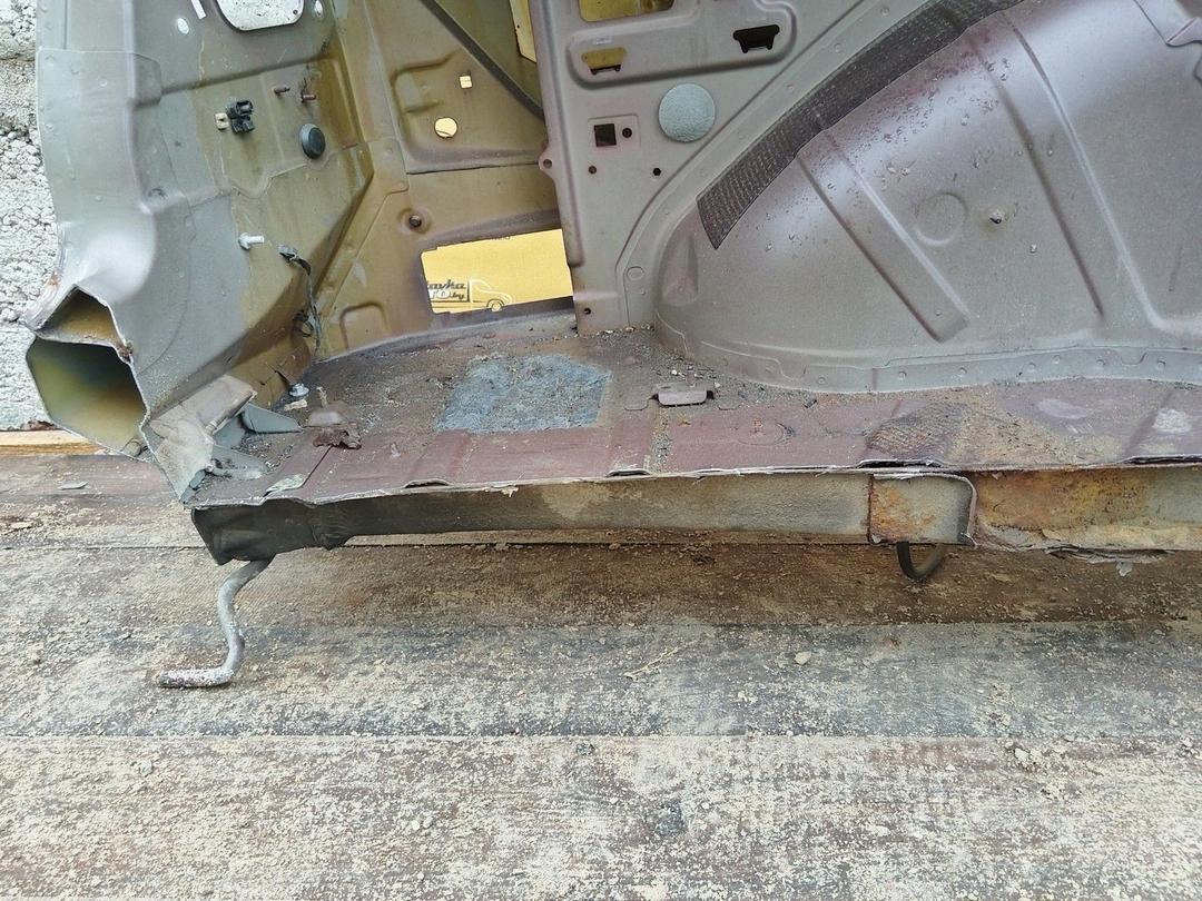 Крыло заднее левое ZRGSBW Saab 9-3 undefined