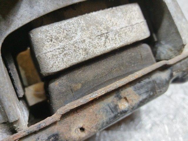 Подушка крепления двигателя 8CMOOF Ford Galaxy - Фото 4