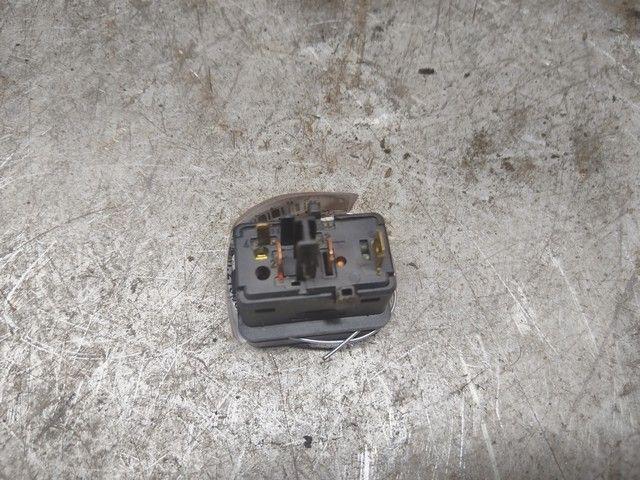 Кнопка подогрева заднего стекла 8BNT7S Ford Escort купить