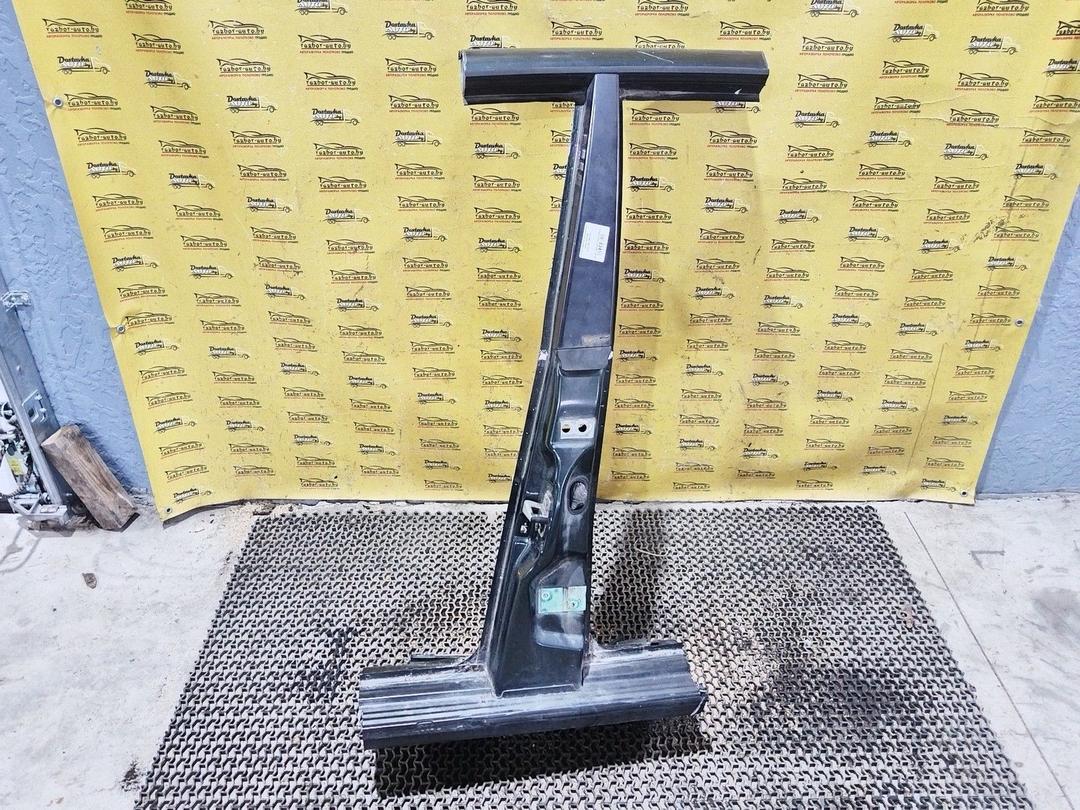 Стойка кузовная центральная левая HUUQ9B Audi 100