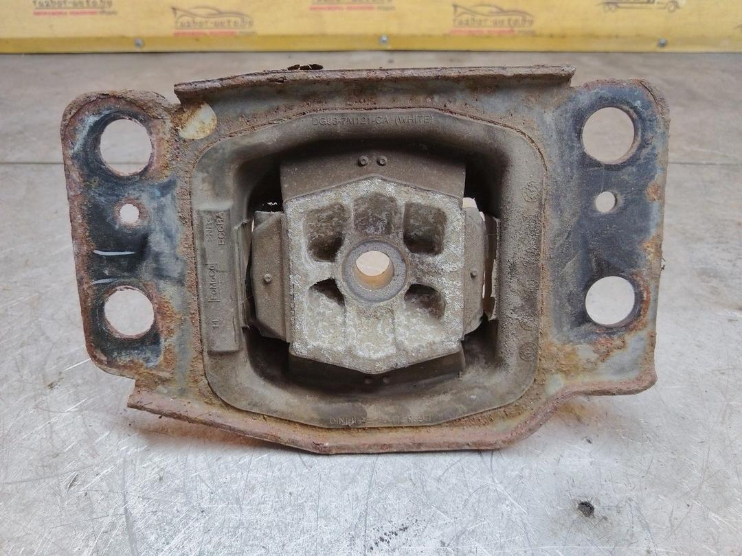 Подушка крепления КПП JQ4XW3 Ford Fusion купить на авторазборке