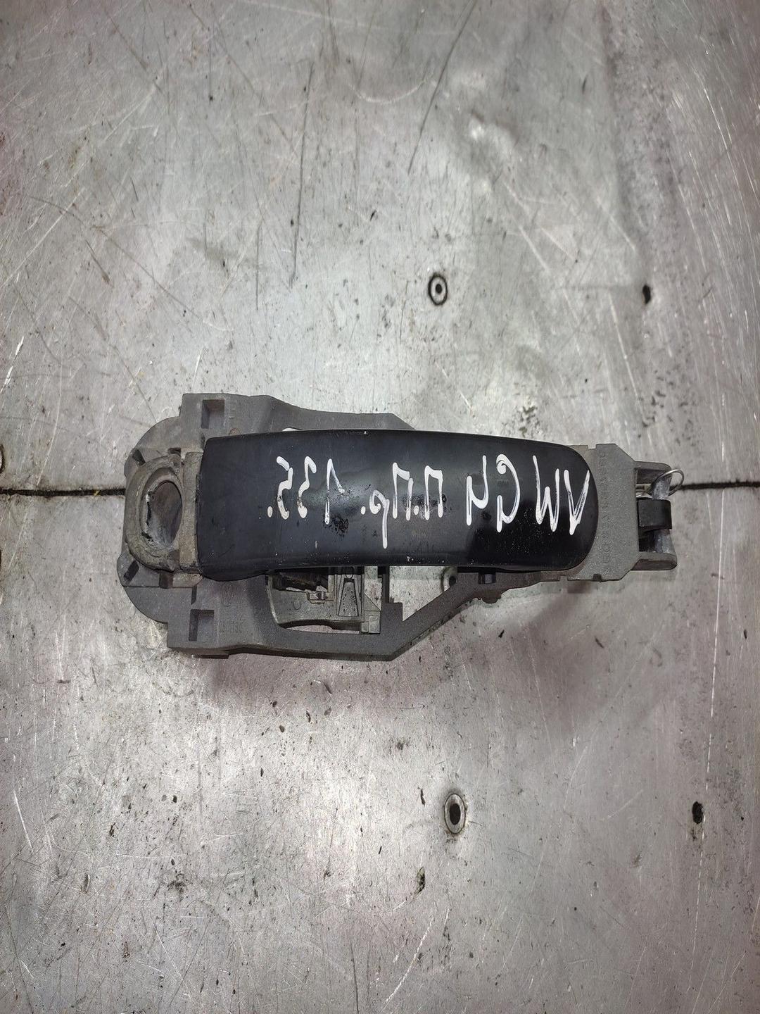 Ручка наружная передняя правая T4XQOA Volkswagen Golf купить