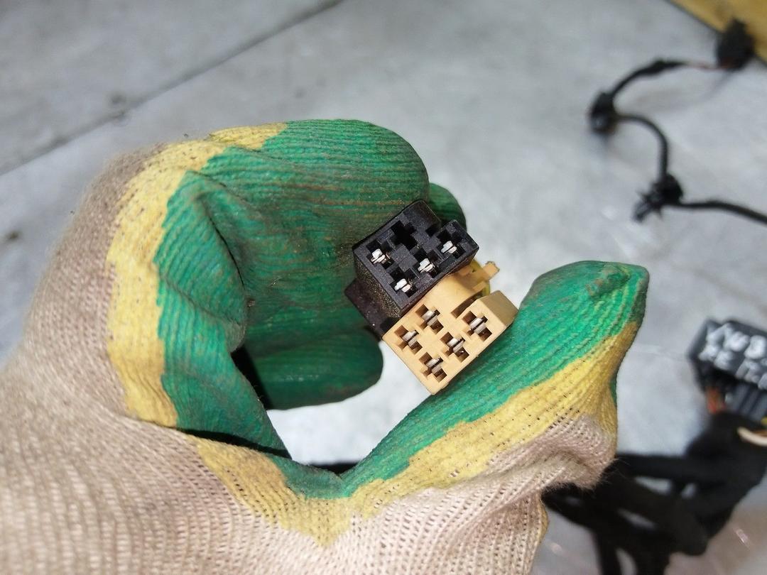 Проводка двери передней правой FWEGAS Volkswagen Passat - Фото 4