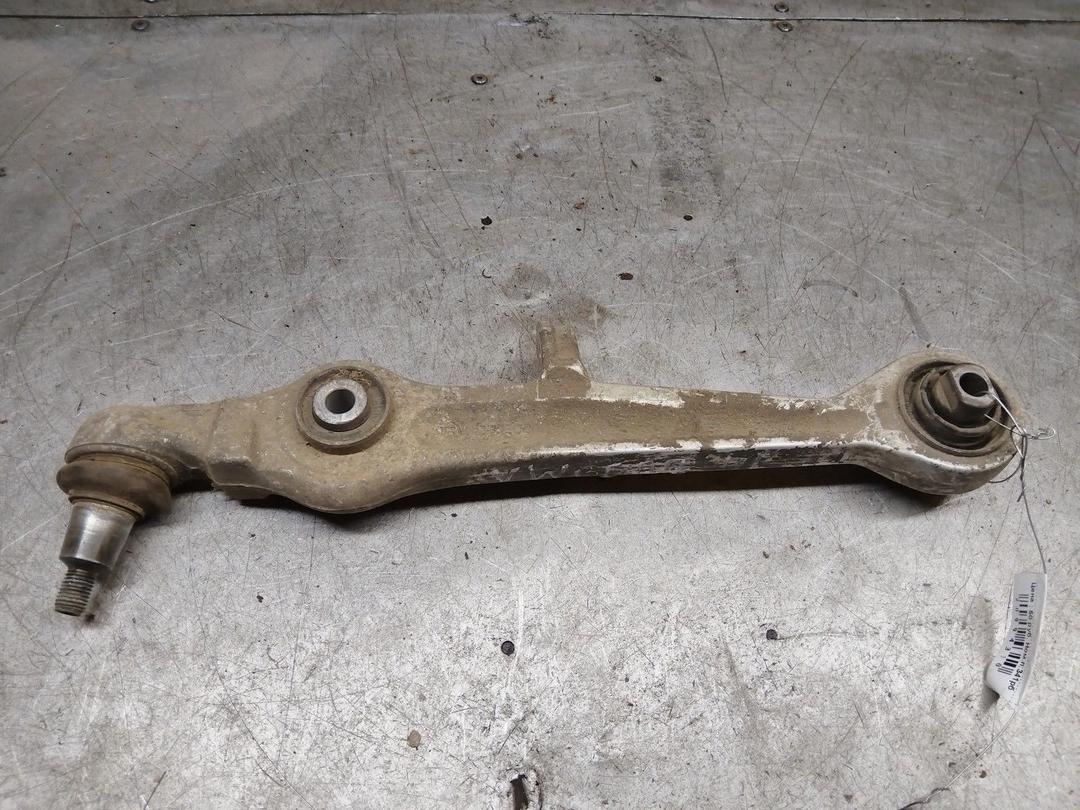 Рычаг передний правый I95U9M Volkswagen Passat - Фото 1