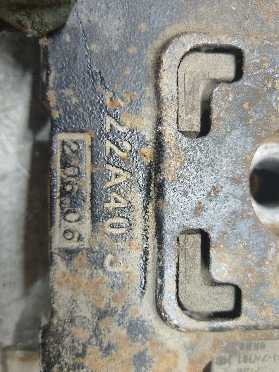 Подушка крепления КПП VUU3SE Volvo S40 - Фото 3