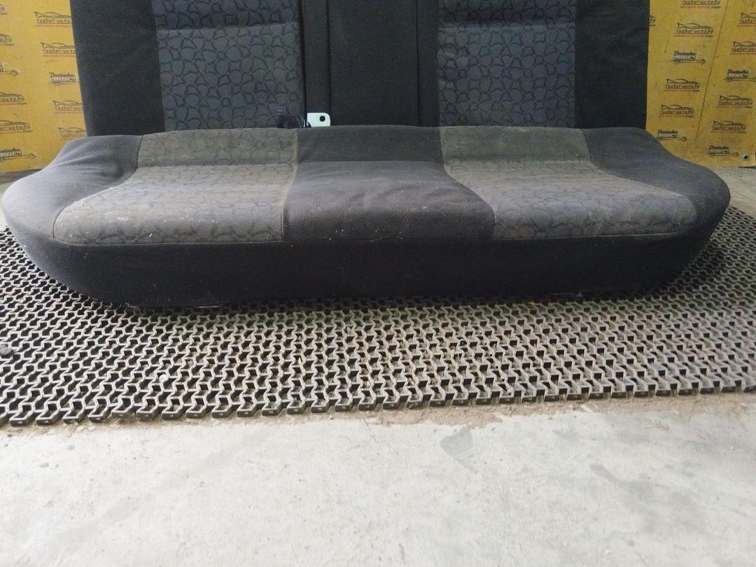 Сиденье заднее UZ9WFD Opel Astra купить с доставкой