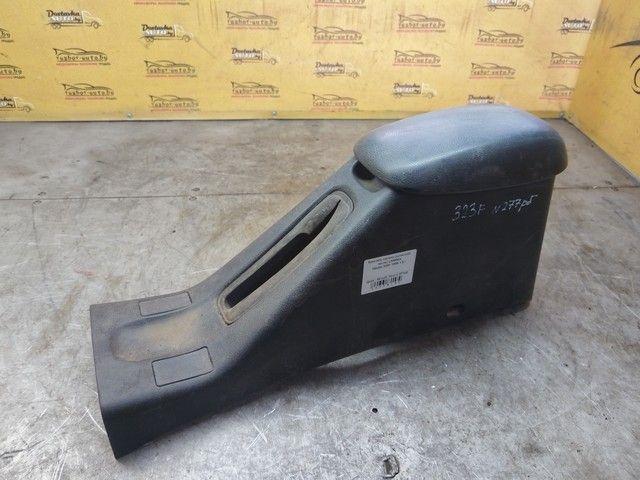 Консоль салона (кулисная часть) LM65SH Mazda 323F