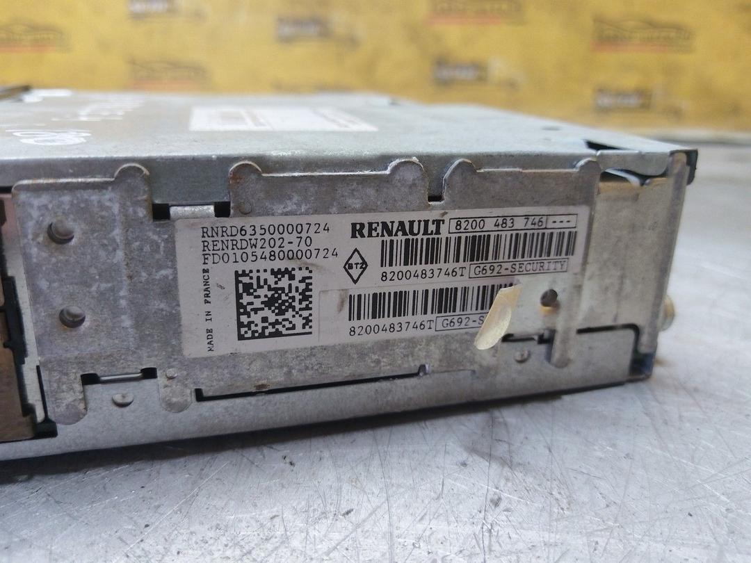 Магнитола K68O9O Renault Espace купить в магазине запчастей бу