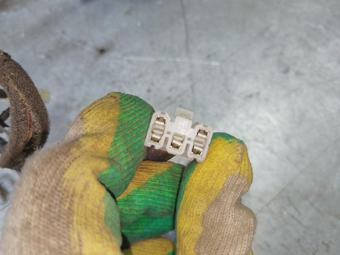 Проводка двери передней правой LR70VF Great-Wall Hover - Фото 2