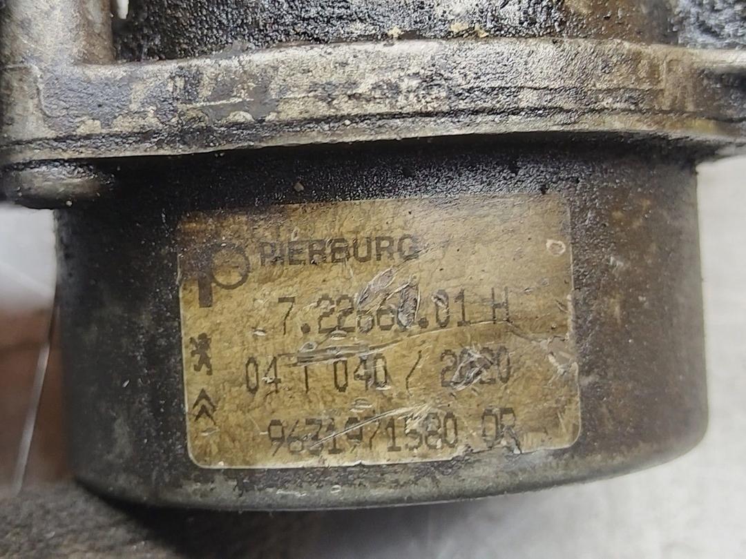 Насос вакуумный 9EZ9KU Peugeot 607 купить в магазине запчастей бу