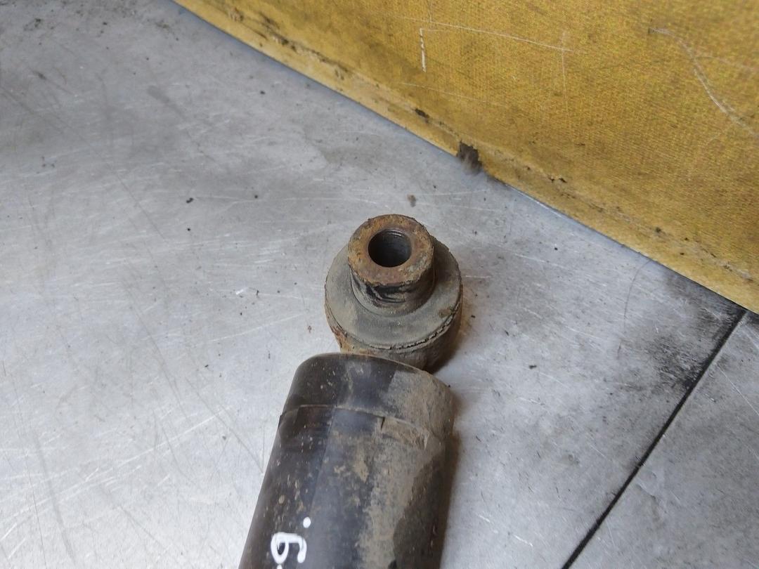 Амортизатор задний левый QD6YJQ Renault Scenic - Фото 2