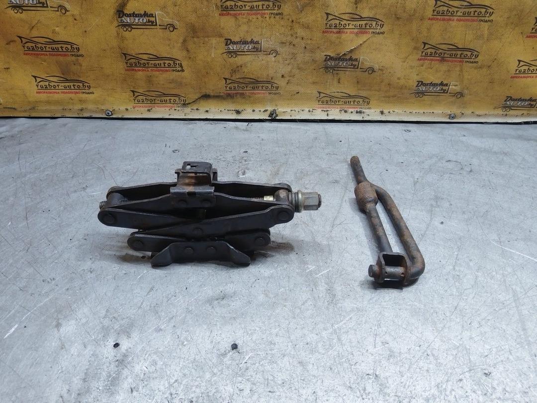 Домкрат 0MJ8DZ Renault Laguna купить