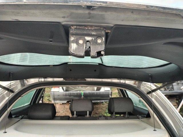 Замок багажника LQOPU9 Alfa Romeo 147