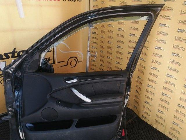 Обшивка двери передней правой (дверная карта) 8NOMMU BMW X5 E53