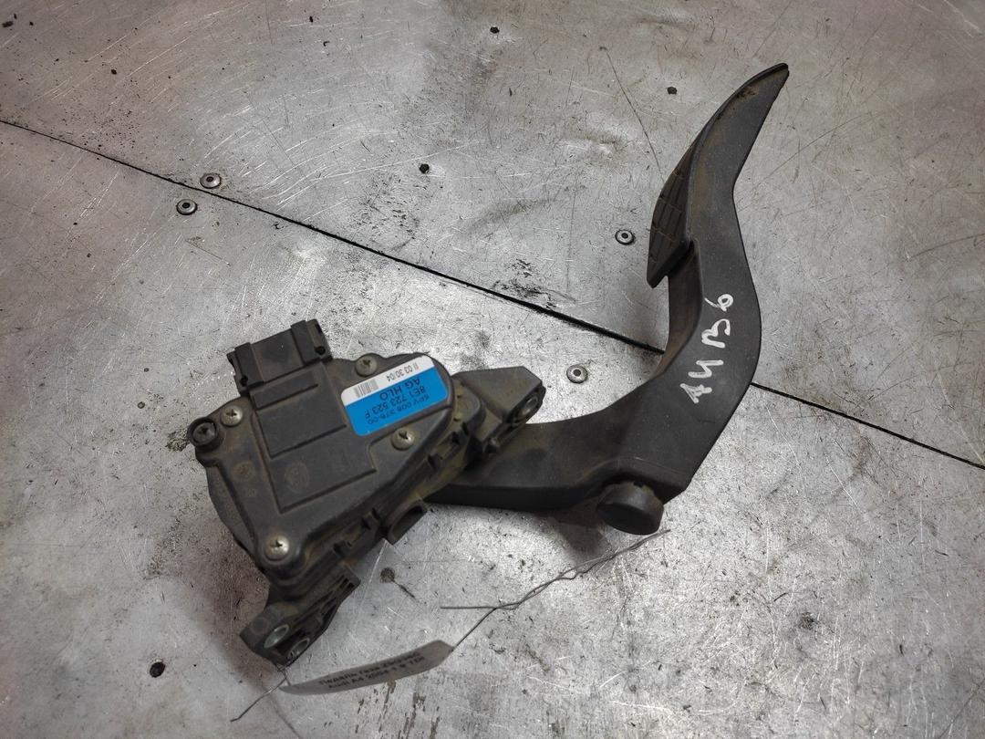 Педаль газа Z9G36C Audi A4 - Фото 2