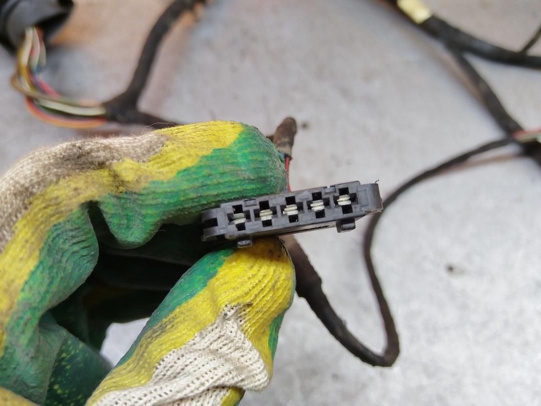 Проводка двери передней правой 78VYGM Volkswagen Sharan undefined