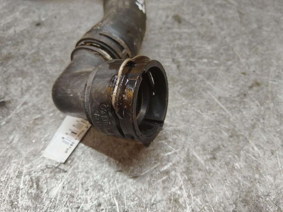 Патрубок радиатора 65RRQG Skoda Fabia купить на авторазборке