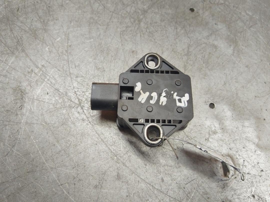 Датчик ускорения TF9AP4 Audi A4 купить