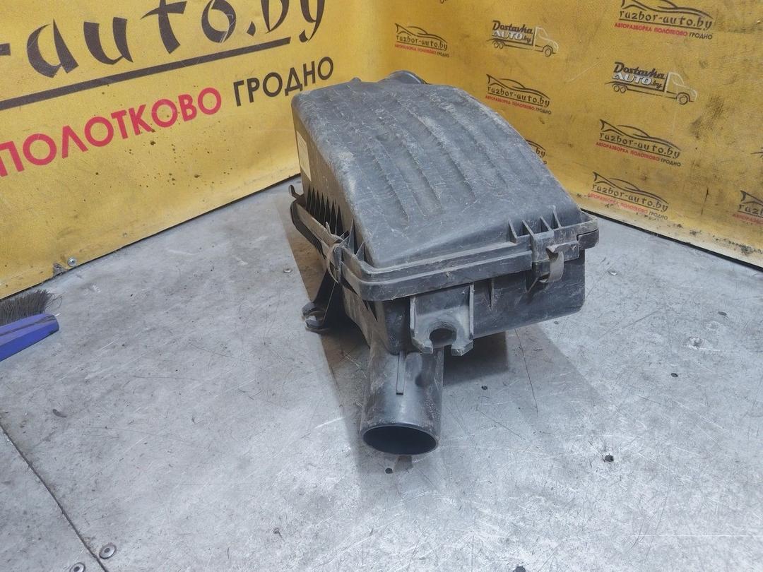 Корпус воздушного фильтра V8J6Q0 Mazda 626 купить