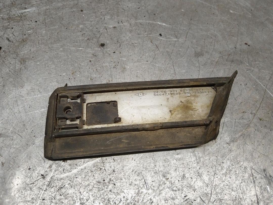 Молдинг крыла переднего левого RIEVFJ Renault Safrane купить