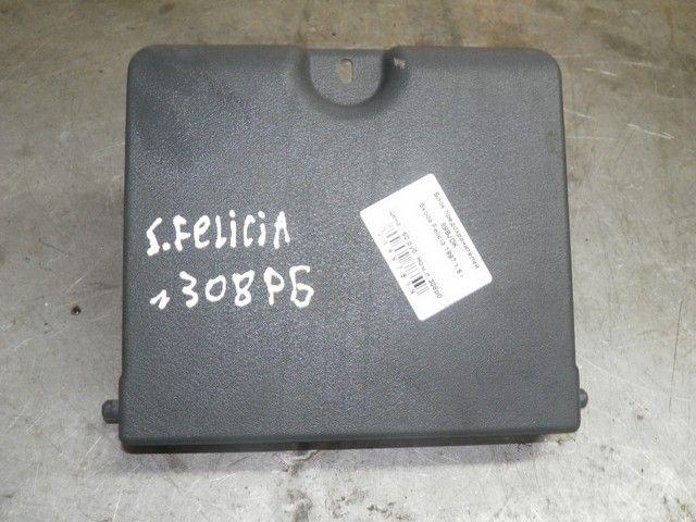 Блок предохранителей 89BJDK Skoda Felicia