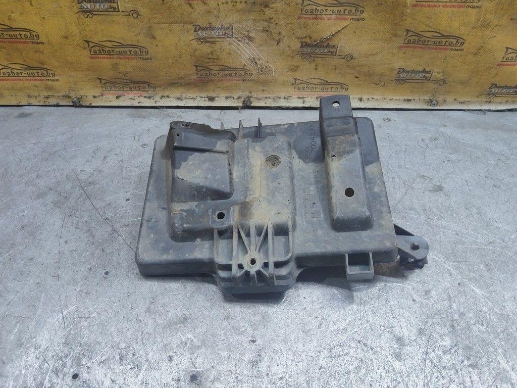 Полка аккумулятора 2G421U Opel Astra - Фото 1