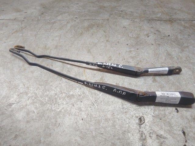 Щеткодержатель (поводок стеклоочистителя, дворник) W24J5F Opel Astra - Фото 2