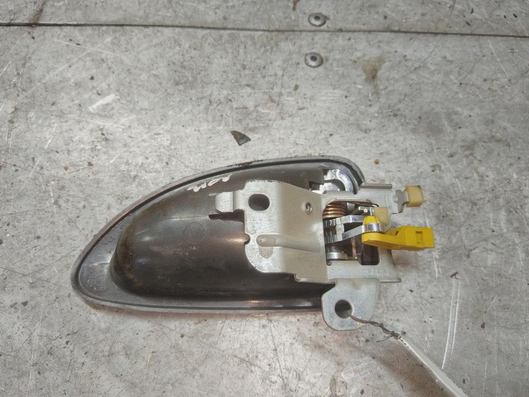 Ручка внутренняя передняя левая 62QGRV Volvo V40 - Фото 2