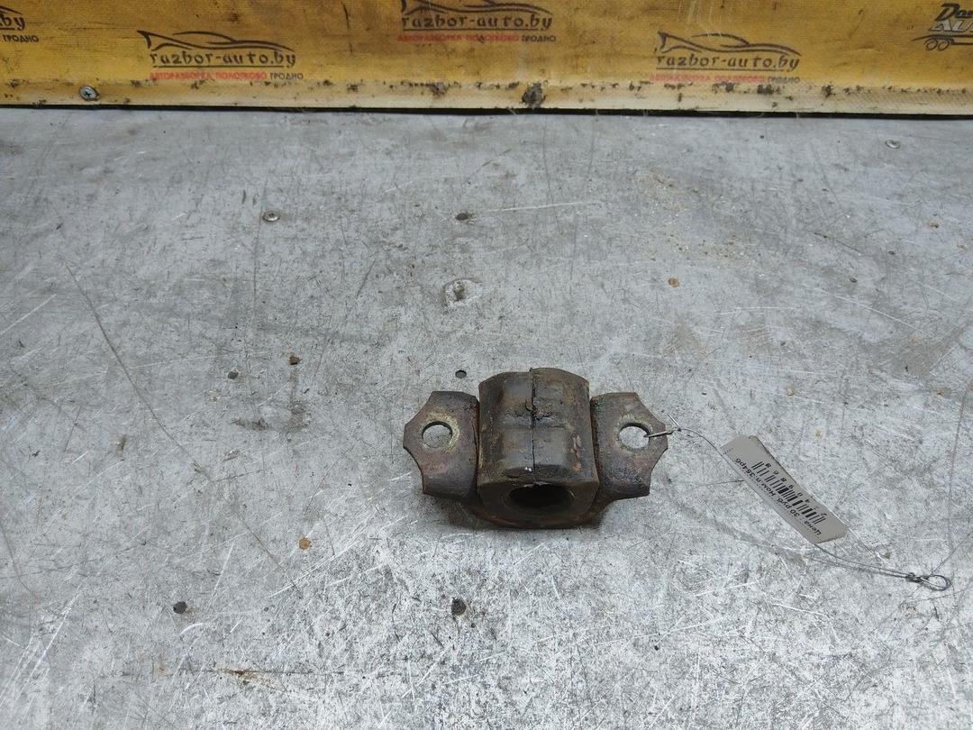 Крепление втулки стабилизатора DR5U23 Audi 100 купить с доставкой