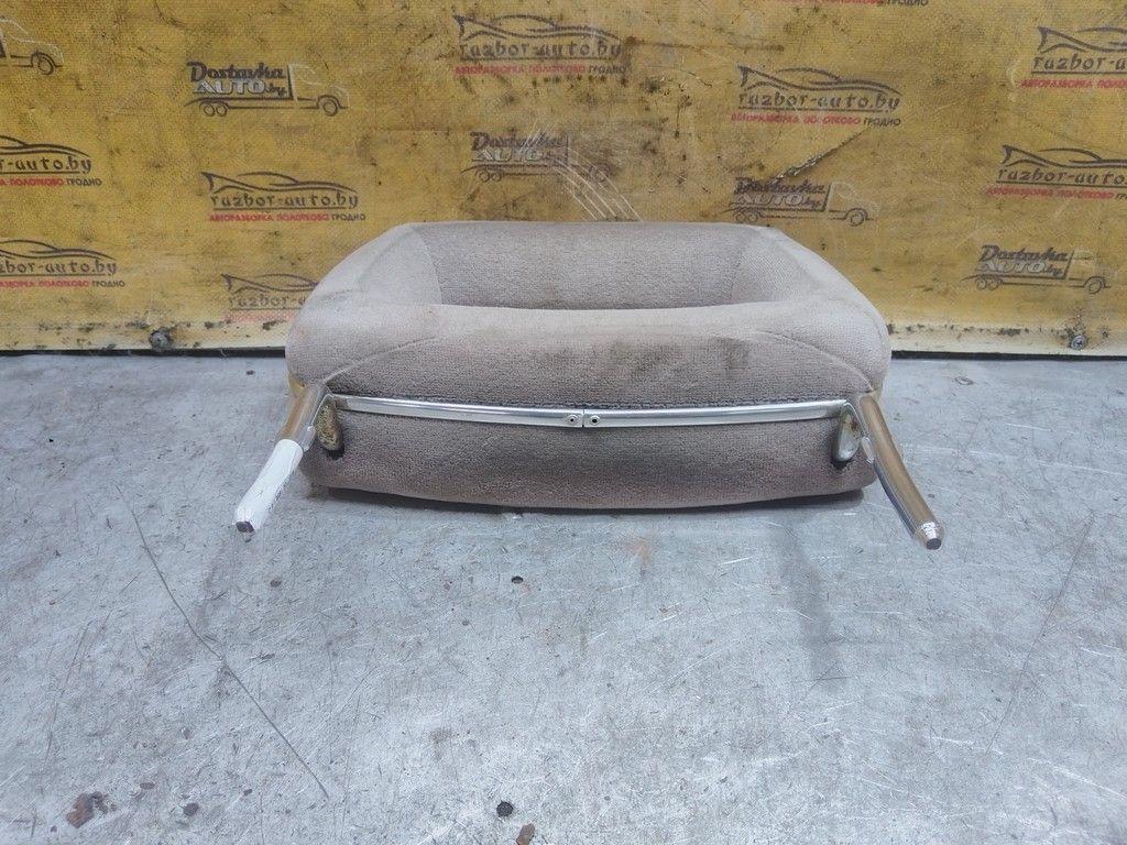 Подголовник II42M4 Audi 100 - Фото 2