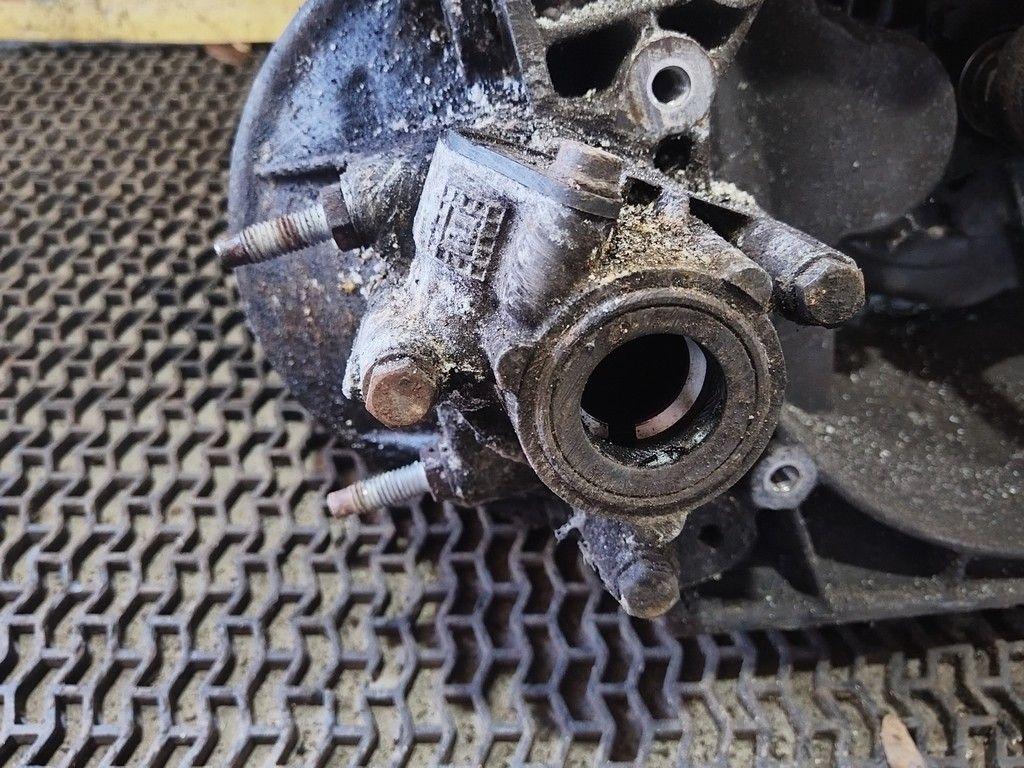 КПП механическая (МКПП) 5-ступенчатая 605MFU Peugeot 307 - Фото 4