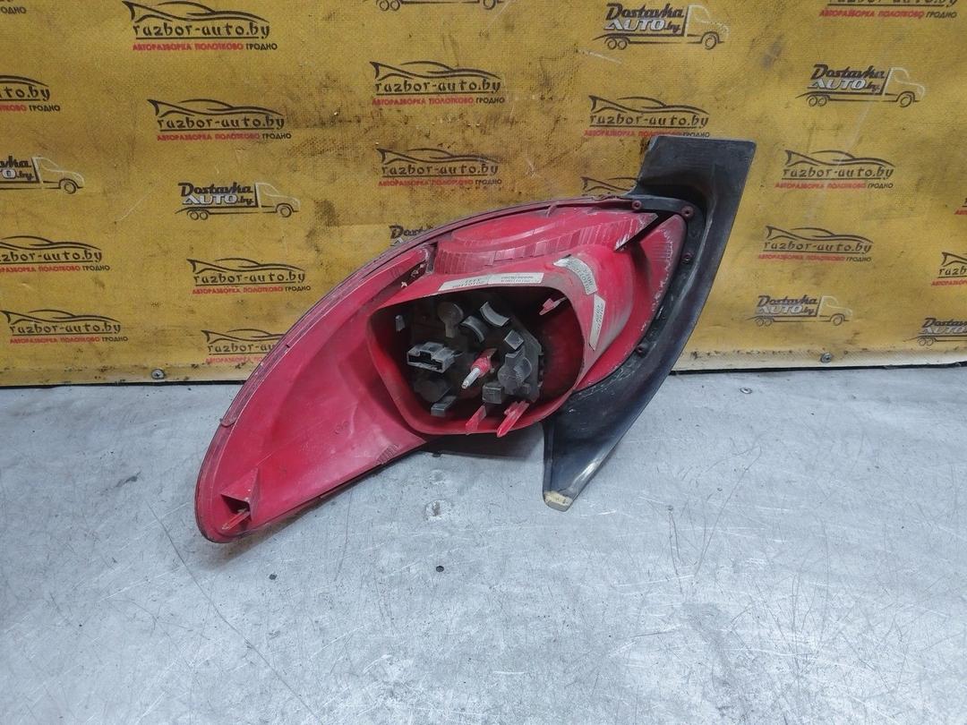 Фонарь задний левый JNW0I0 Peugeot 206 купить на авторазборке