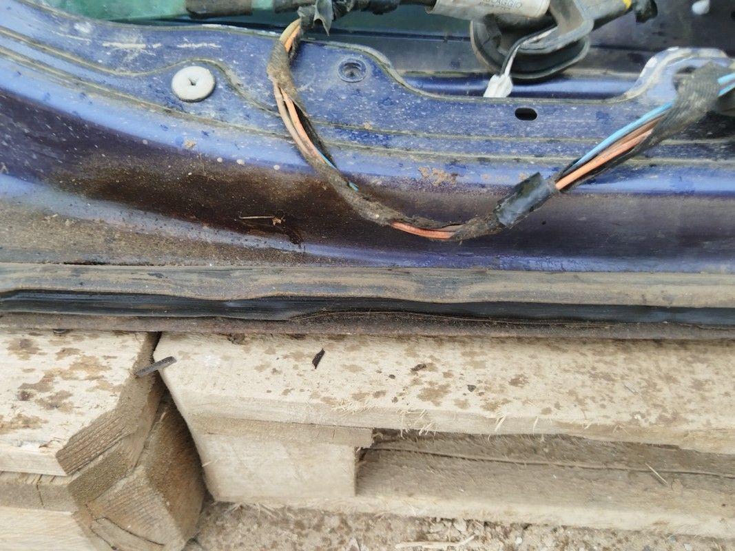 Дверь задняя левая ZB0Z0E Fiat Stilo undefined