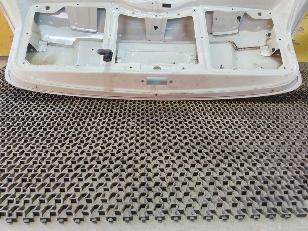 Крышка багажника (дверь 3-5) KIVFZX Skoda Fabia undefined