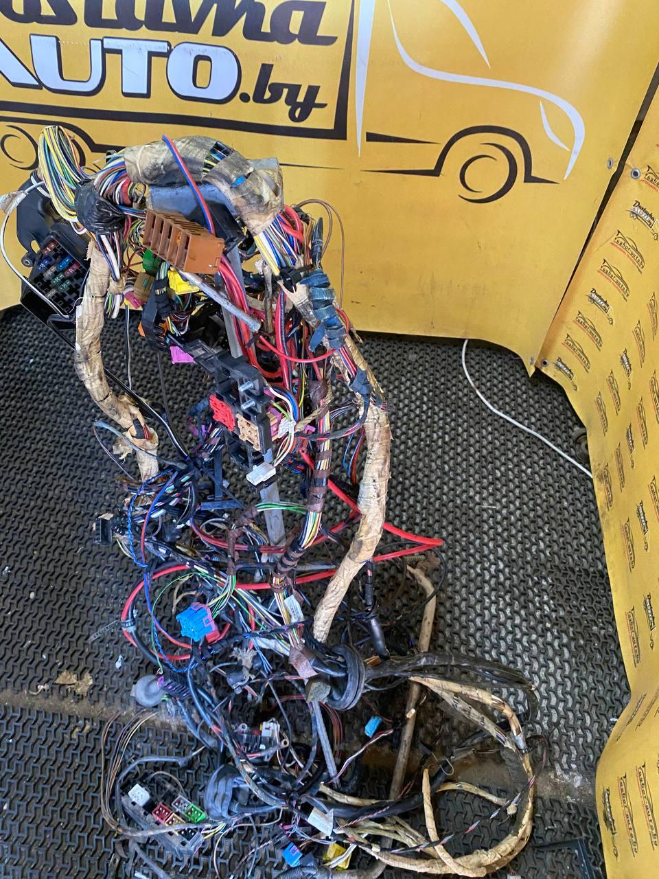 Проводка салона O82IU6 Audi 100 купить с доставкой. Огромный выбор запчастей и марок авто. У нас есть практически все.