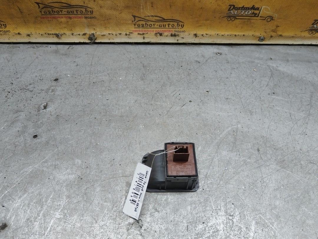 Блок управления стеклоподъемниками GC697R Skoda Fabia купить с доставкой