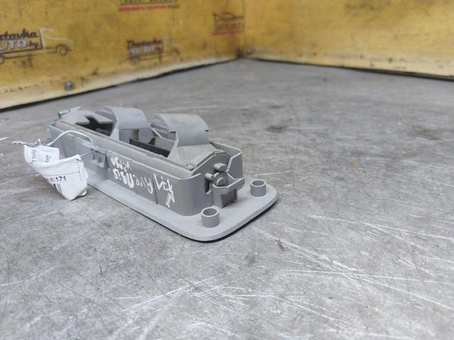 Дефлектор обдува салона WY5V0E Toyota Avensis Verso купить с доставкой